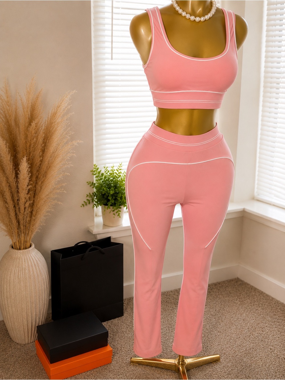 Scoop-Neck Pink Active Two-Piece Set